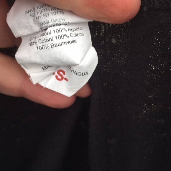 Black tank top - Picture 3 of 4